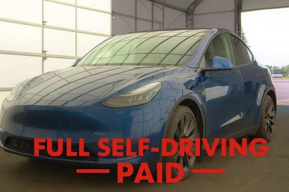 TESLA MODEL Y 2020 5YJYGDEE8LF039614 image